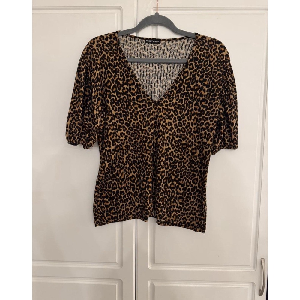 Wearever Women's Short Shirred Sleeve V-neck Leopard Print Blouse Size Medium